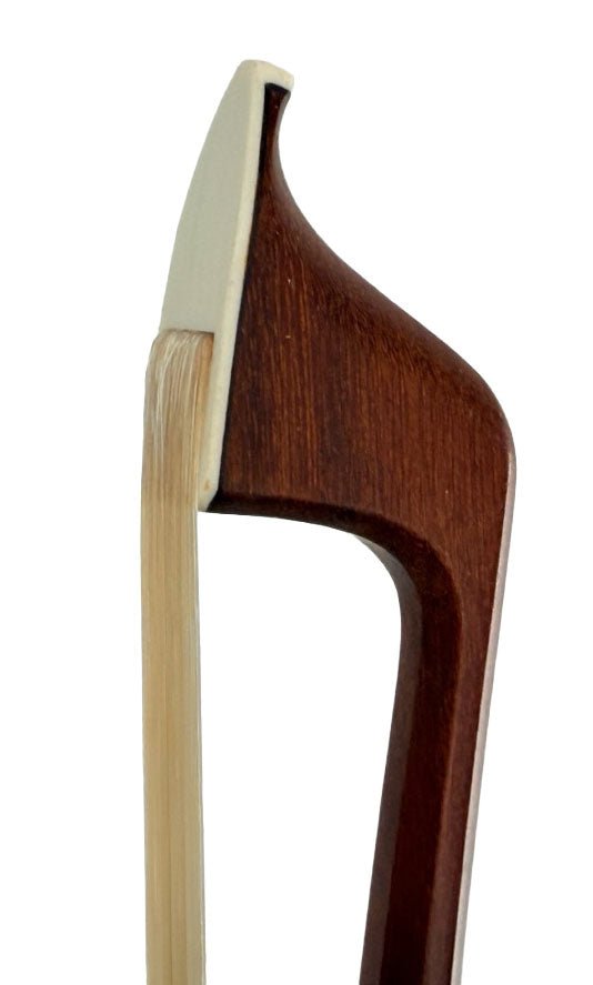 Close-up of the tip of the Artino Germany BF-319A Pernambuco Cello Bow – Octagonal, highlighting its finely crafted wooden stick and light-colored horsehair, with a white protective plate at the end—an ideal choice for advancing cellists seeking quality German craftsmanship.